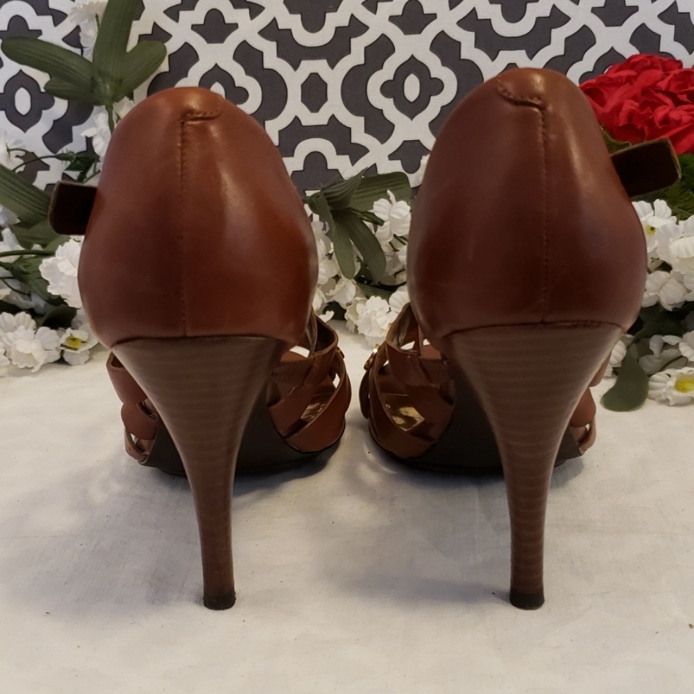 BCBG Paris heels - Picture 4 of 8